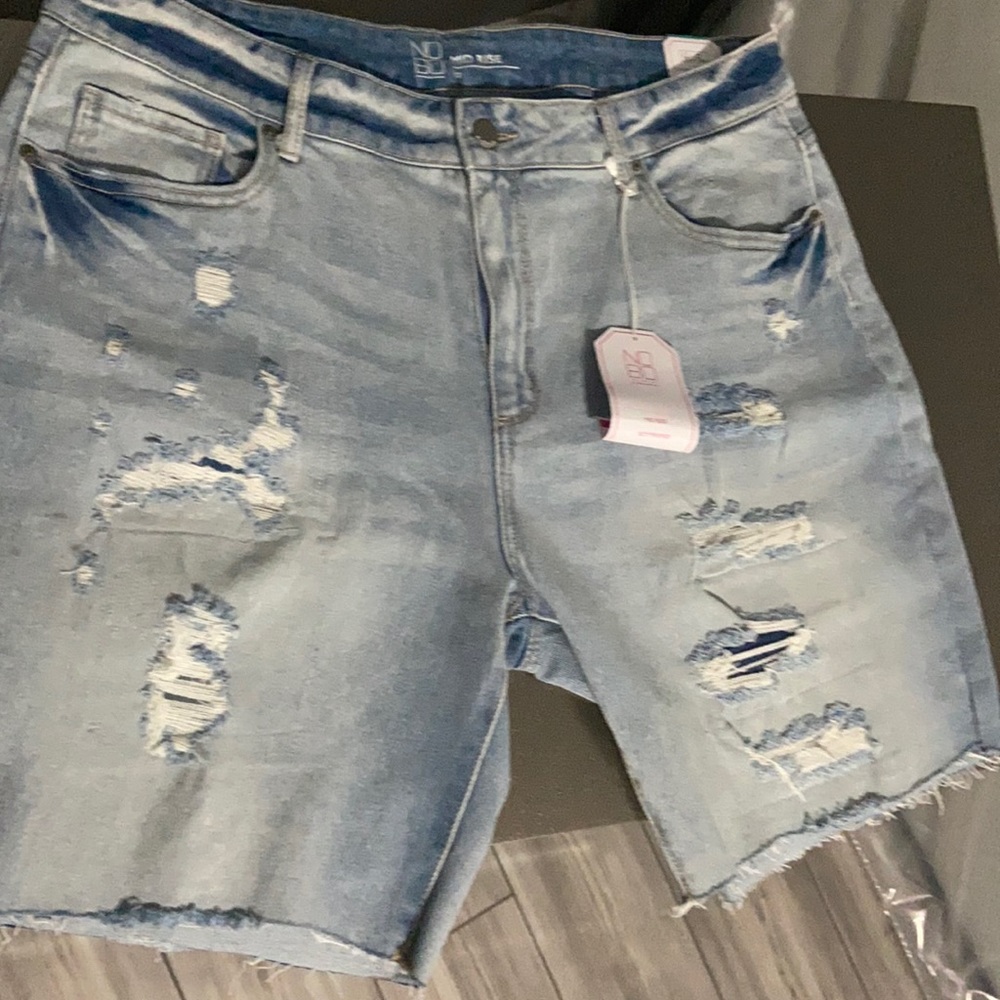 NO BO Short mid rise jeans